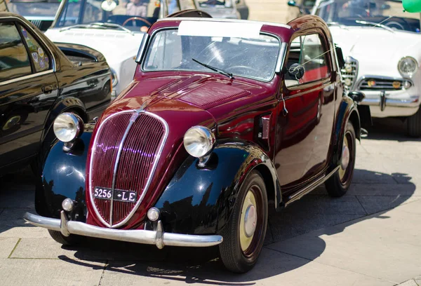 Lecce Italia Abril 2016 Vista Frontal Derecha Del Automóvil Retro — Foto de Stock