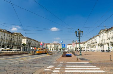 Torino, İtalya, 10 Eylül 2018: Piazza Vittorio Veneto Torino şehrinin ana meydanı