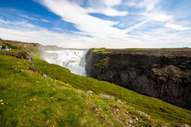 İzlanda 'da Gullfoss şelalesi