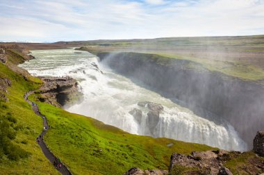 İzlanda 'da Gullfoss şelalesi