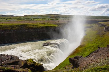 İzlanda 'da Gullfoss şelalesi