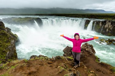 İzlanda'daki Beautifull Godafoss şelale