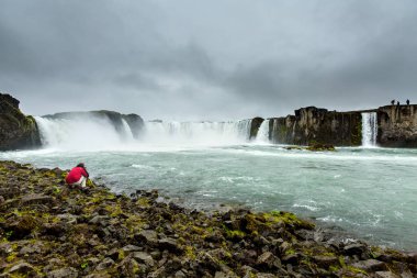 İzlanda'daki Beautifull Godafoss şelale