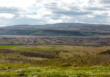 İzlanda ovaları yaz aylarında görüntülemek