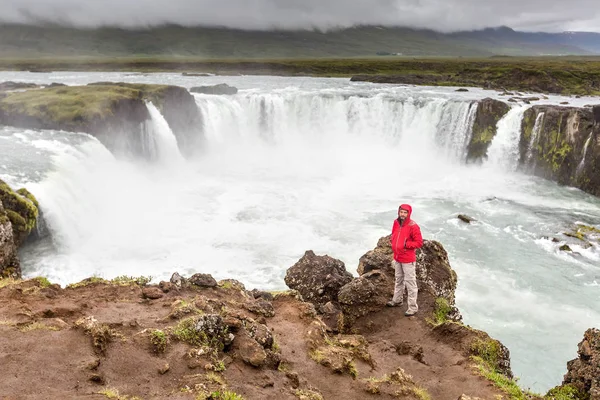 Godafoss gyönyörű vízesés, Izland — Stock Fotó