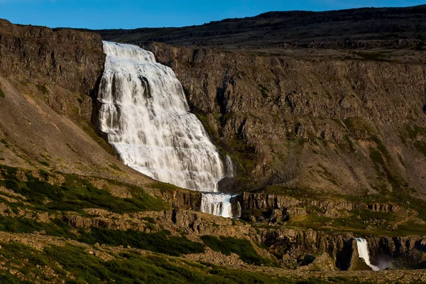 Velké Dynjandi vodopád na Islandu — Stock fotografie