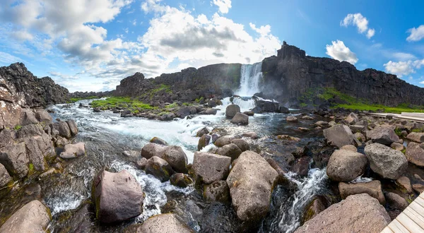 Oxarfoss wasserfall im thingvellir nationalpark — Stockfoto
