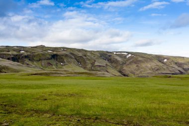 İzlanda ovaları yaz aylarında görüntülemek