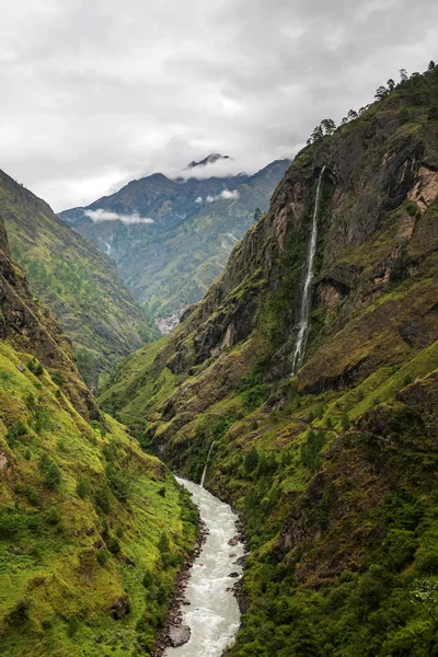 Valle Verde Circuito Manaslu Las Montañas Del Himalaya Nepal — Foto de Stock