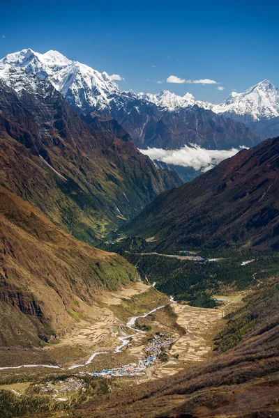 Переглянути на Манаслу долини в Непалі — стокове фото
