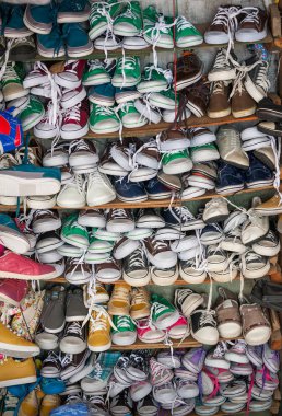 İle lots-in spor ayakkabı alışveriş