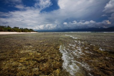 Hint Okyanusu, Endonezya, Lombok Adası doğal manzaraya