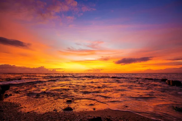 Vista panorámica del océano Índico en Indonesia, isla Lombok — Foto de Stock