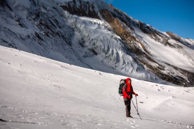 Thorung La, Trekker geçmek - highesr noktası Annapurna circ