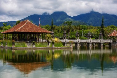 Endonezya Bali Taman Ujung su sarayı