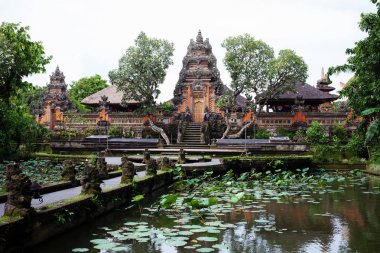 Bali hindu tapınakları girişine