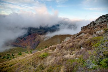 Sonbaharın güzel Karpat Dağları