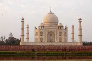 Yamuna Nehri, Agra, Hindistan Taj Mahal için göster