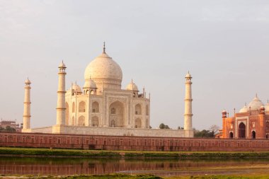 Yamuna Nehri, Agra, Hindistan Taj Mahal için göster
