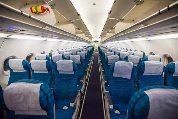 Airplane interior without passengers — Stock Photo, Image