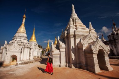 Shwe Indein - kutsal yere Inle Gölü, Myanmar