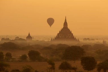 Antik tapınak Bagan, Myanmar için görüntüleyin