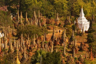 Shwe Indein - kutsal yere Inle Gölü, Myanmar
