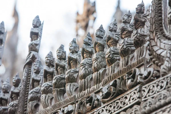 Shwenandaw biara kayu, Myanmar — Stok Foto