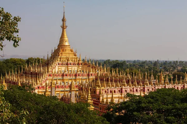 Thanboddhay Пайя pagoda у Monywa — стокове фото