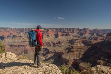 Bir uzun yürüyüşe çıkan kimse Büyük Kanyon Milli Parkı, Güney Rim, Arizona, U '