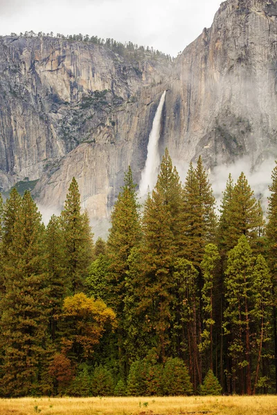 Spectacular Views Yosemite Waterfall Yosemite National Park California Usa — Stock Photo, Image