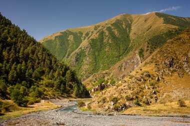 Üst Khevsureti, Gürcistan'daki Shatili Köyü