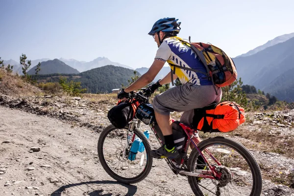 Mountain Bike Utazik Felvidéken Tusheti Régió Georgia — Stock Fotó