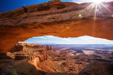 Mesa arch Canyonlands Milli Parkı'nda Utah, ABD için muhteşem viwe