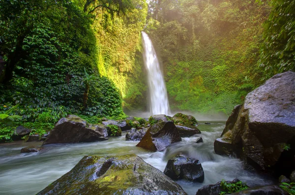 Nung Nung waterfall, Bali — Stock Photo, Image