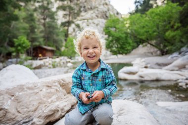 Likya yolu üzerinde aile