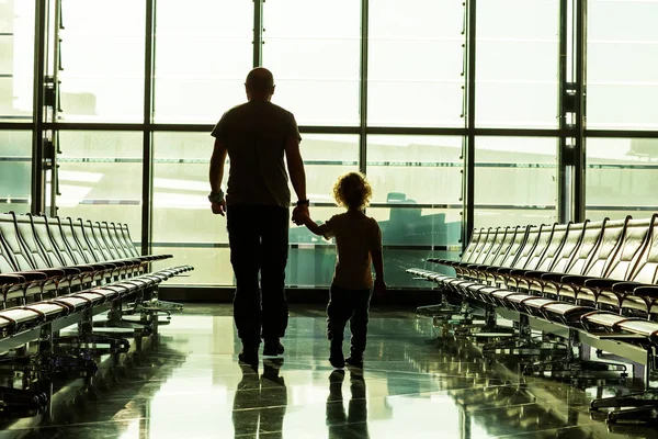 Chairs in the departure hall at airport — Stockfoto