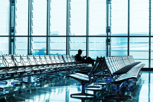 Chairs in the departure hall at airport — Stockfoto