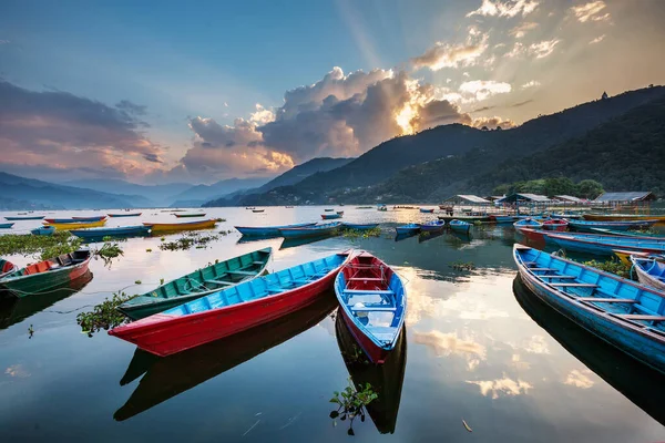 Colorful Boats Phewa Lake Pokhara Nepal — Stock Photo, Image