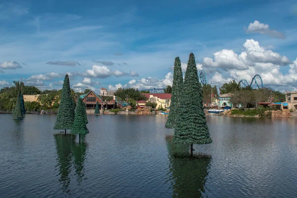 Orlando Florida Oktober 2019 Panoramablick Auf Weihnachtsbäume See Und Bunte — Stockfoto