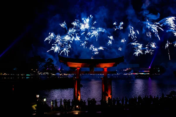Orlando Floride Novembre 2019 Arc Japonais Feux Artifice Spectaculaires Fond — Photo
