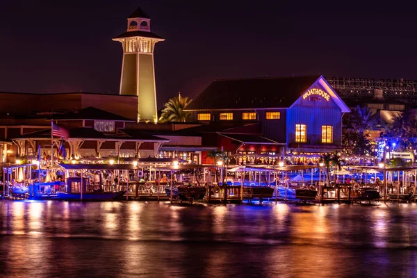 Орландо Флорида Листопада 2019 Частковий Вид Маяк Ресторан Березі Озера — стокове фото