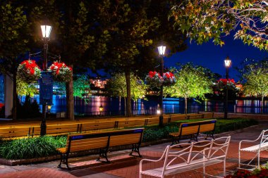 Orlando, Florida. Aralık 06, 2019. Epcot 'ta Noel sezonunda Amerikan Bahçe Tiyatrosu' nun kısmi manzarası (6))