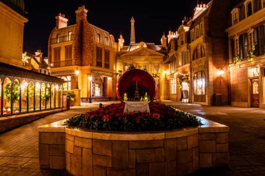Orlando, Florida. 29 Kasım 2019. Fransa 'da Noel süsleri Epcot' ta Pavilyon (38))
