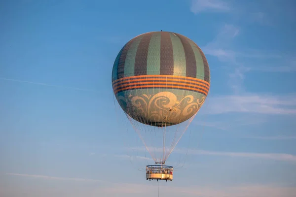 Orlando Florida November 2019 Top View Air Balloon Flying Lake — ストック写真