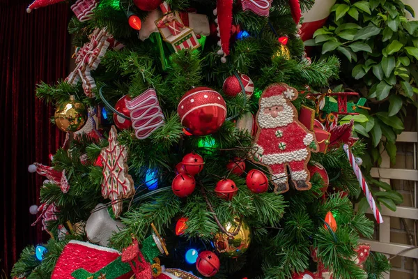 Orlando Florida November 2019 Colorful Christmas Ornaments Magic Kingdom 108 — Stock Photo, Image