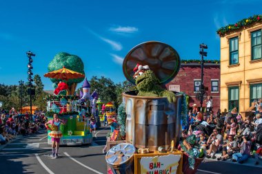 Orlando, Florida. 7 Aralık 2019. Seaworld 'deki Susam Sokağı Noel Geçidi' nde (29.).