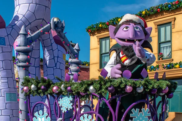 Orlando Florida Dezembro 2019 Conde Von Count Sesame Street Parada — Fotografia de Stock