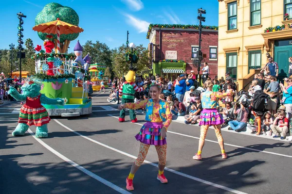 Orlando Floride Décembre 2019 Rosita Elmo Danseurs Défilé Noël Sesame — Photo