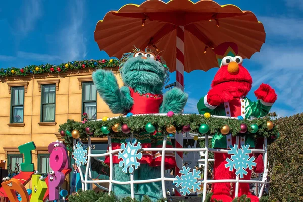 Orlando Floride Décembre 2019 Rosita Elmo Défilé Noël Sesame Street — Photo